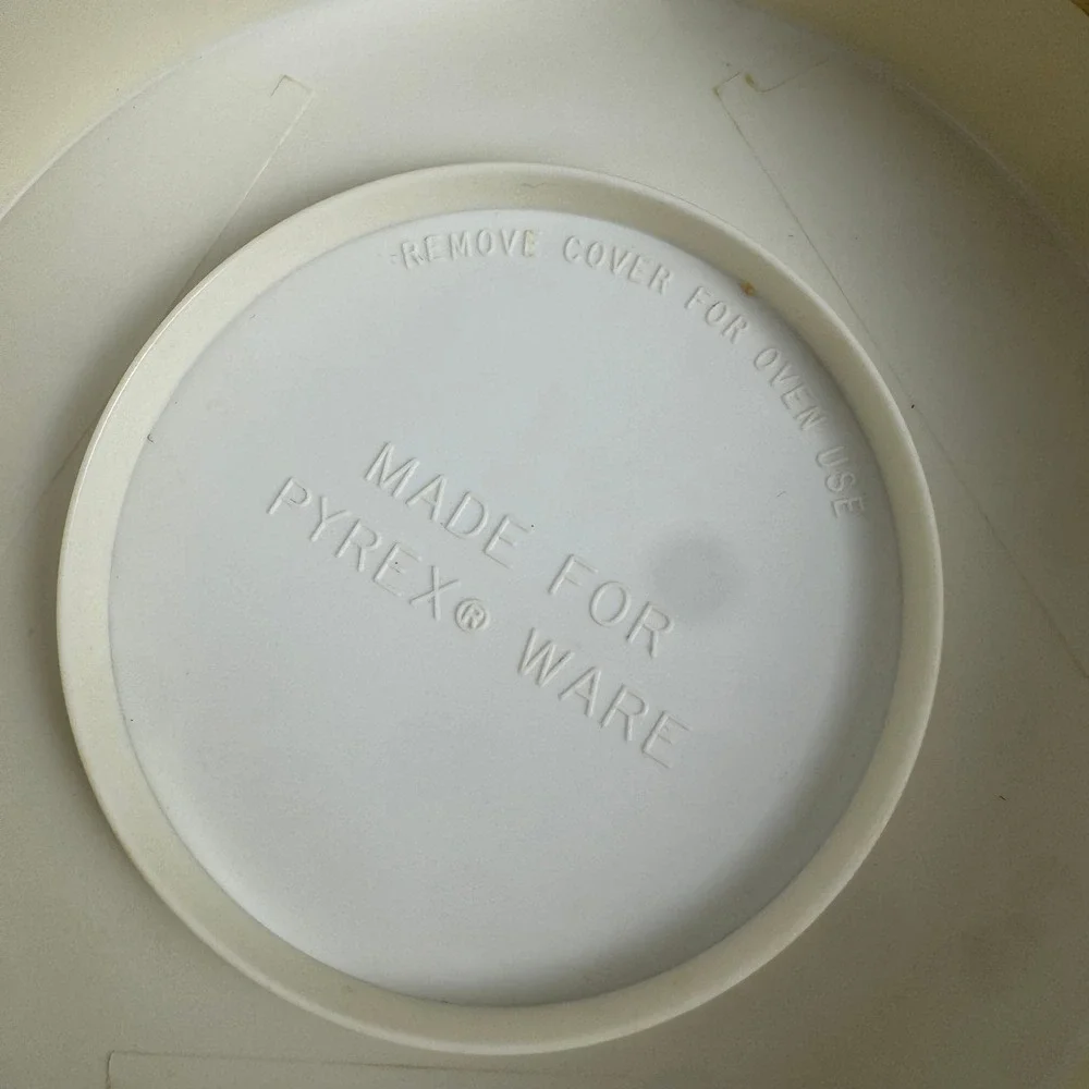 Vtg Pyrex Natures Bounty Glass Canister with Lid Vegetable Pattern Made in‎ USA